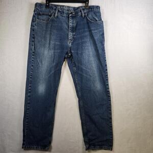 Magellan Outdoors Blue Jeans Denim Size 38x30 Broken‎ In Cotton
